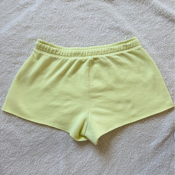 Y2K GAP Lemon Yellow Cotton Drawstring Athletic Shorts Grey Embroidery Size M - Picture 3 of 4